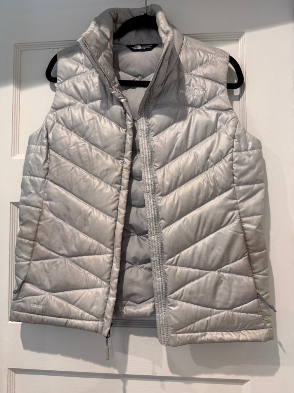 Silver North Face 550 Vest - Women's M